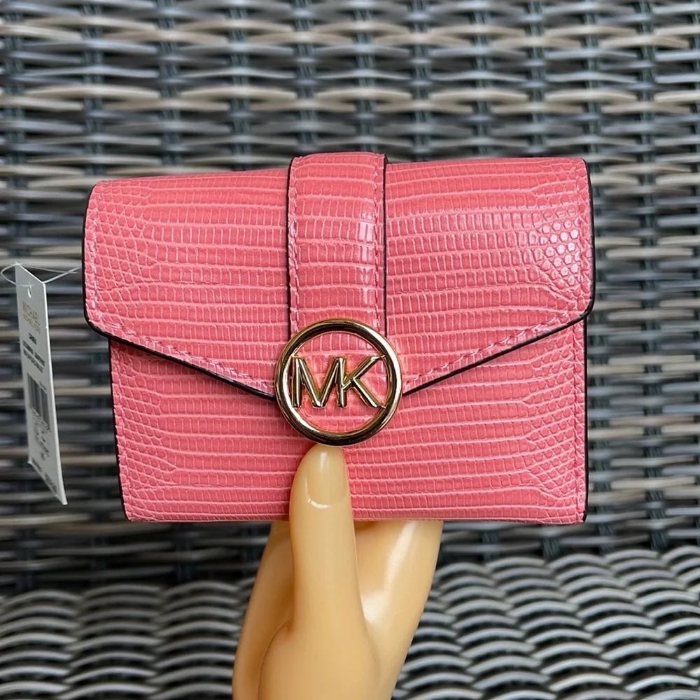 MICHAEL KORS CARMEN MEDIUM FLAP LOGO BIFOLD WALLET GRAPEFRUIT